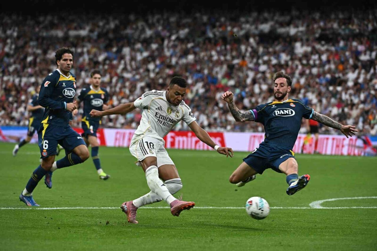 Real Madrid, La Liga’nın 5. haftasında evinde karşılaştığı Espanyol’u 2-0’lık