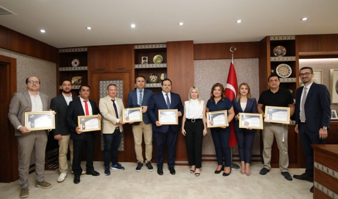 Akdeniz Üniversitesi öğretim üyeleri, TÜRKPATENT ISIF’25’te kazandıkları madalyalarla inovasyondaki gücünü