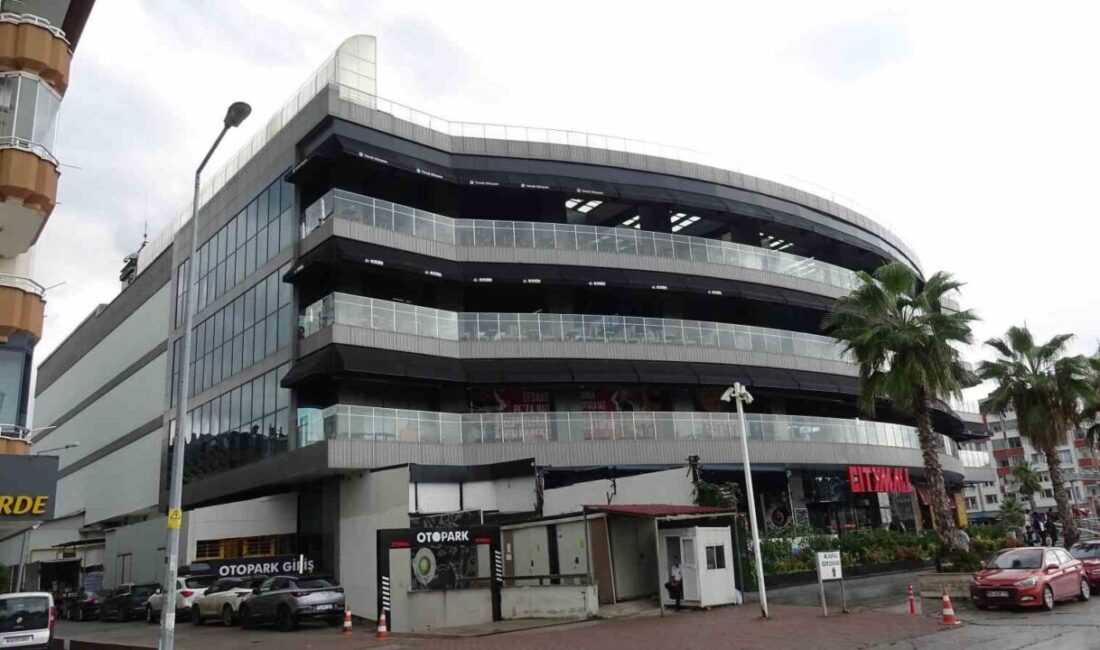 Samsun’da ruhsatı mahkeme kararıyla iptal edilen CityMall AVM’deki iş yerlerine,