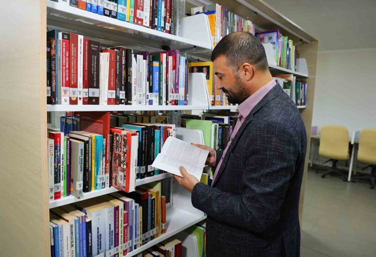 Ukrayna-Rusya savaşının bitmesi noktasında Türkiye’nin yapıcı bir rol oynadığını belirten