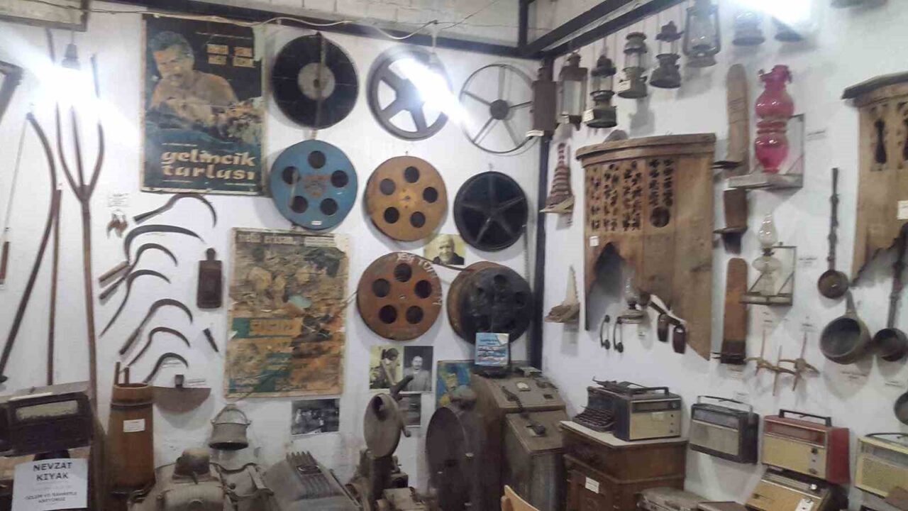 Sarıgöl Kültür ve Tabiat Varlıklarını Koruma Derneği (SADER) bünyesinde faaliyet