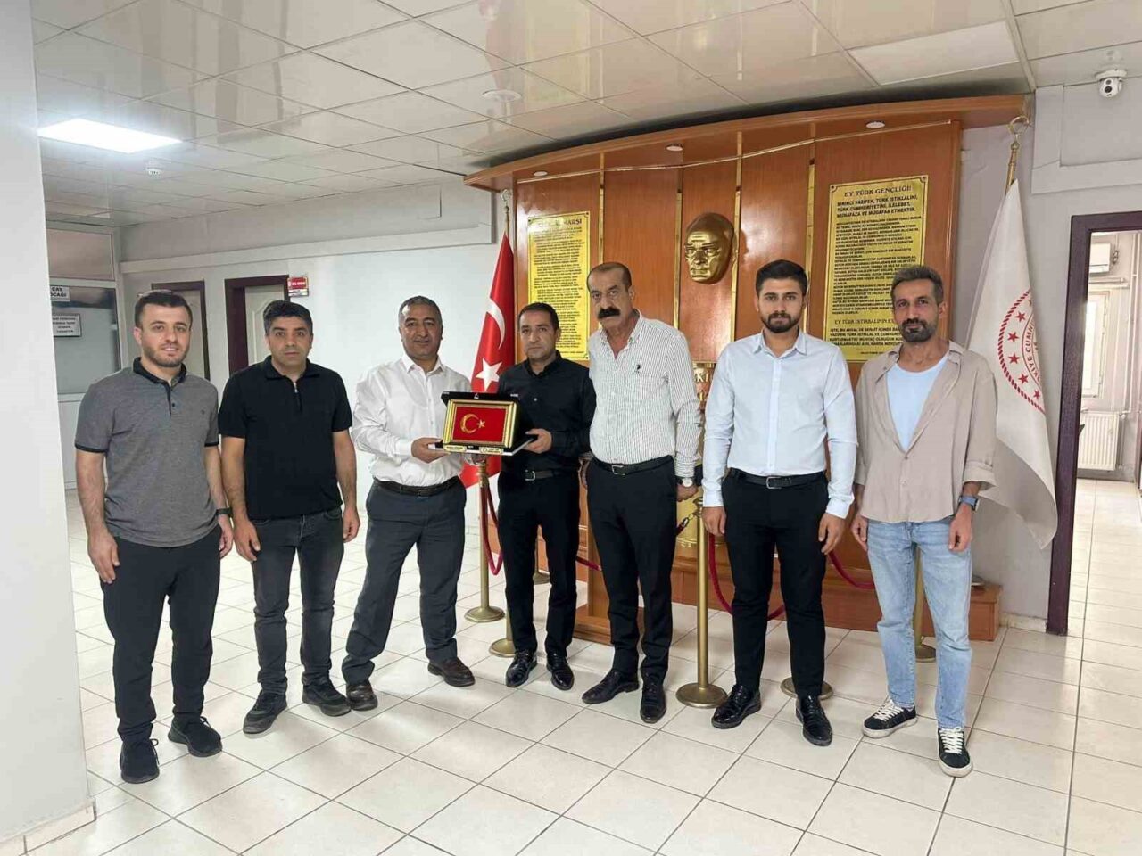 Sağlık-Sen Şırnak Şube Başkanı Sabgatullah Anmal, Şehit Aydoğan Aydın Devlet