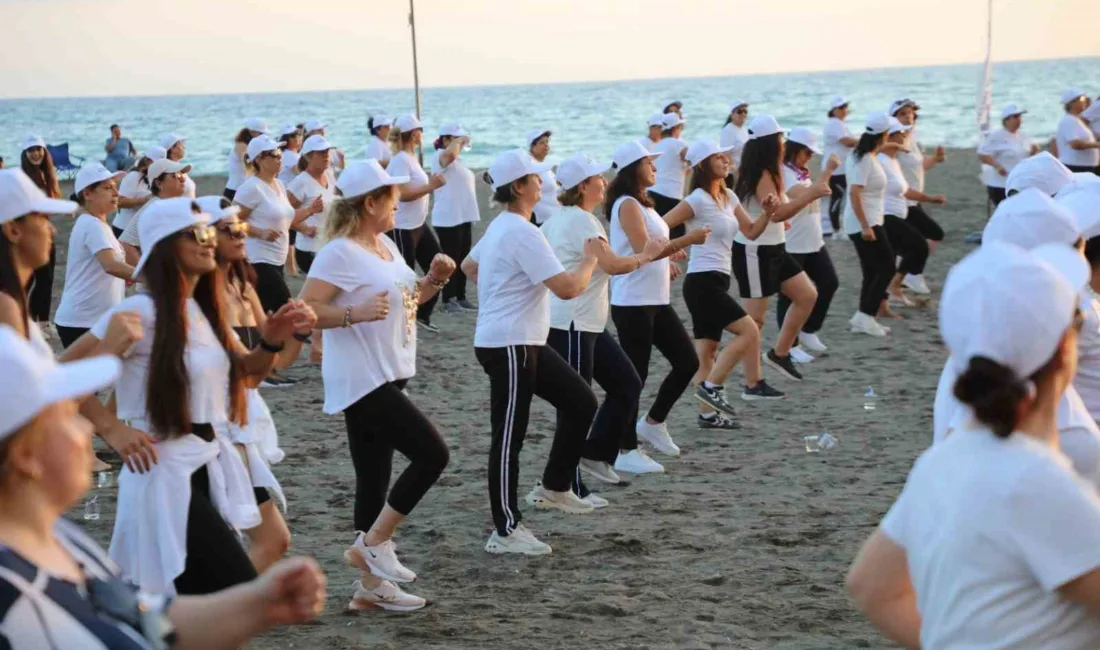 Hatay Büyükşehir Belediyesi tarafından düzenlenen etkinlikte vatandaşlar sporda farkındalık oluşturarak