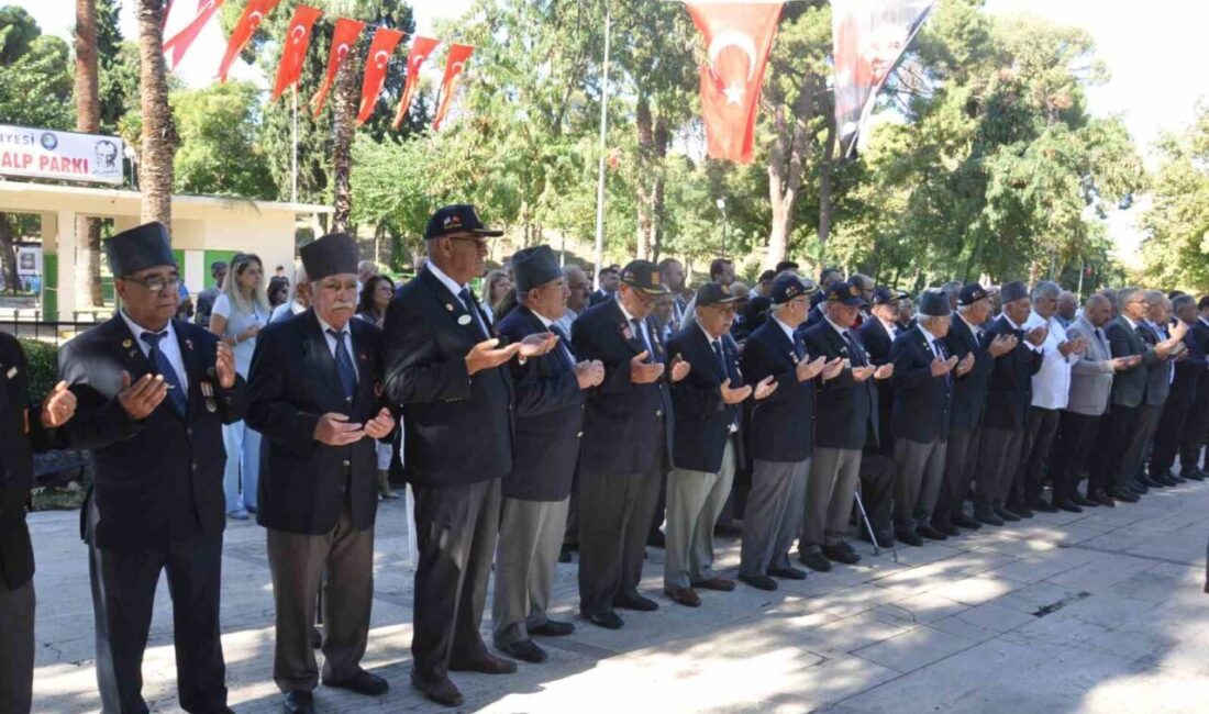 Sakarya Meydan Muharebesi sonrasında, TBMM tarafından Mustafa Kemal Atatürk’e ’Gazilik’