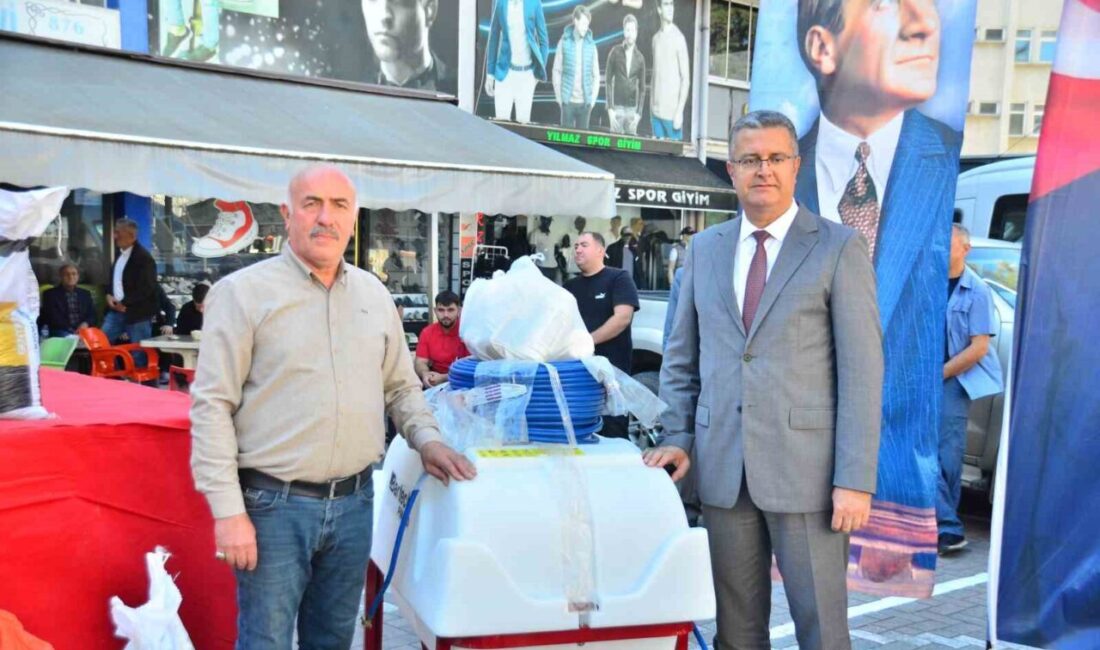 Samsun’da düzenlenen ‘Fındık Randıman Yarışması’nda en yüksek randımana ulaşan üreticilere