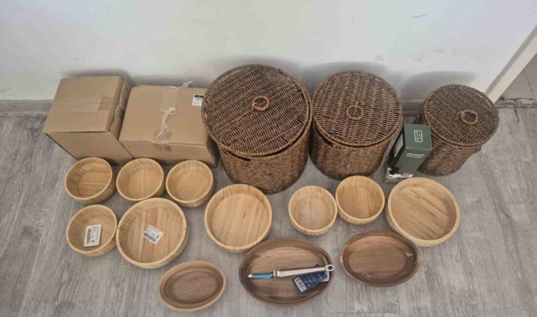 Samsun’un İlkadım ilçesinde bir iş yerinden hırsızlık yapan şahıs, polis