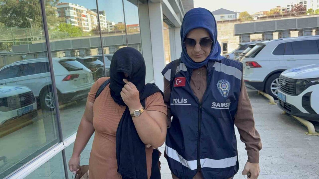 Samsun’da mağazadan giysi çalan kadın, polis tarafından gözaltına alınarak adliyeye