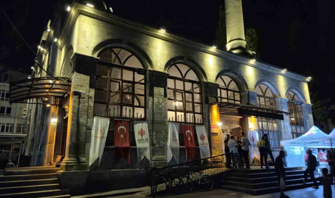 Samsun’da Mevlid Kandili nedeniyle camilerde program düzenlendi. Peygamberimiz Hazreti Muhammed’in