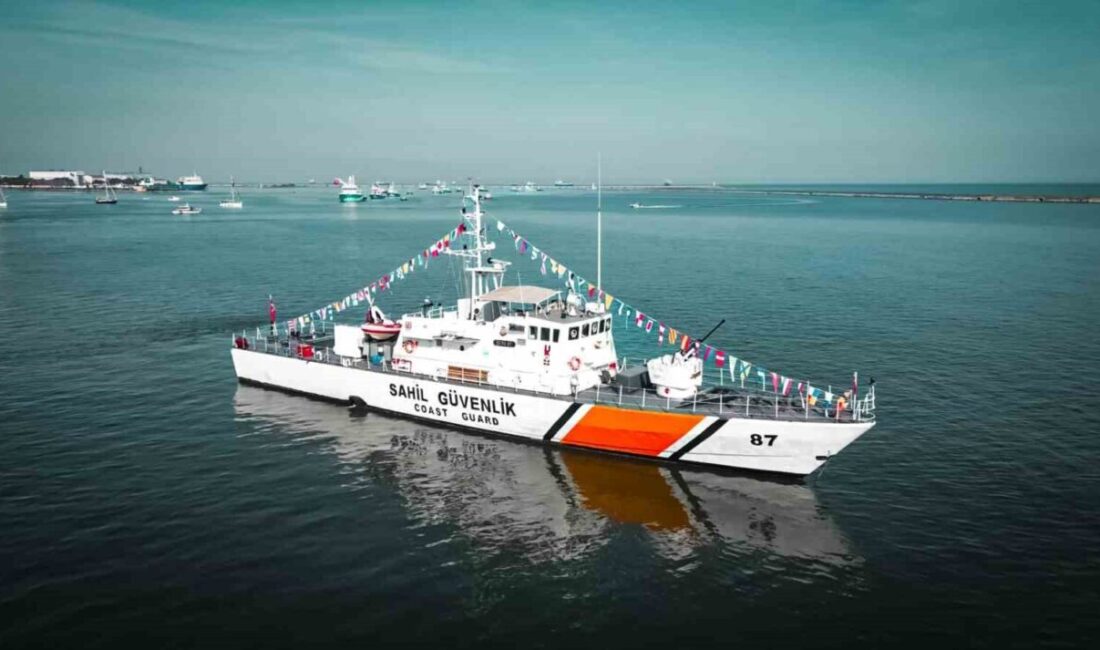 Samsun’da Sahil Güvenlik Karadeniz Bölge Komutanlığı’na ait 2 gemi ’19