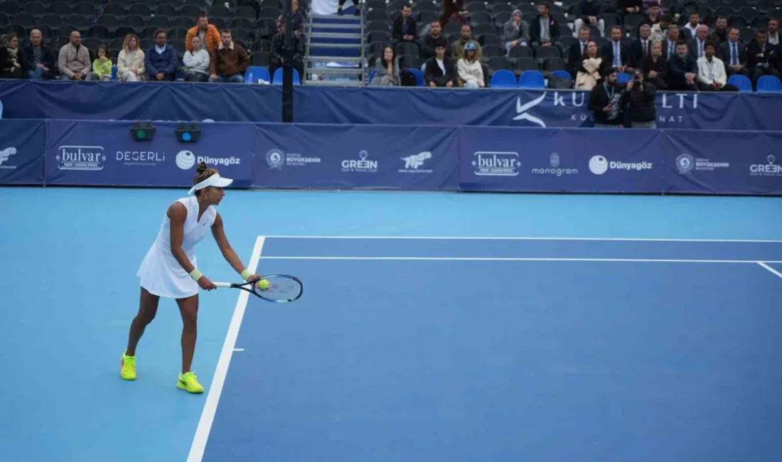 Samsun’da Uluslararası Samsun Open WTA 125 Tenis Turnuvası heyecanı yaşanıyor.