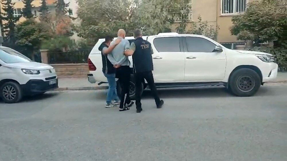 Şanlıurfa merkezli 6 ilde terör örgütü DEAŞ’a yönelik düzenlenen operasyonda