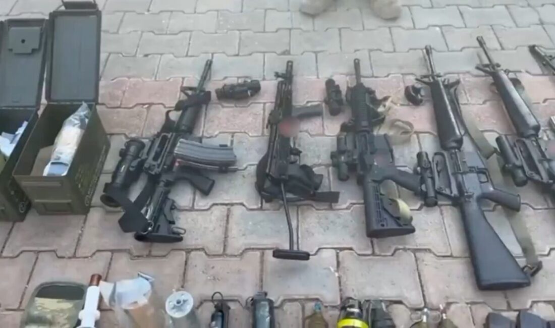 Şanlıurfa’da jandarma tarafından düzenlenen silah kaçakçılığı operasyonunda el bombaları, uzun