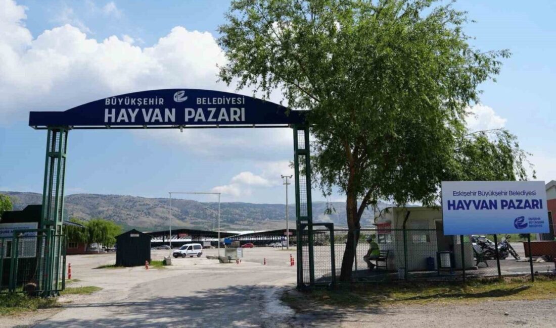 Eskişehir’de şap hastalığı vakalarının görülmesi nedeniyle Büyükşehir Hayvan Pazarı’nın geçici