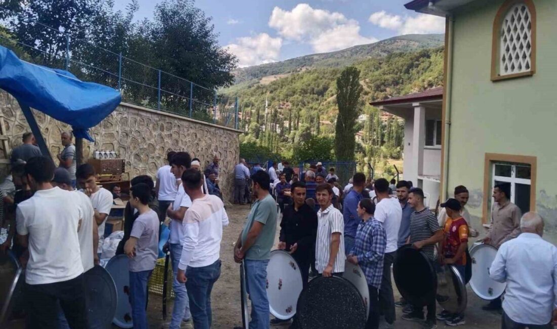 Samsun’un Vezirköprü ilçesine bağlı Sarıdibek Mahallesi, Mevlid-i Nebi Haftası’nı manevi