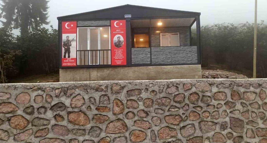 Diyarbakır’ın Lice ilçesinde 1996 yılında 35 silah arkadaşıyla birlikte şehit