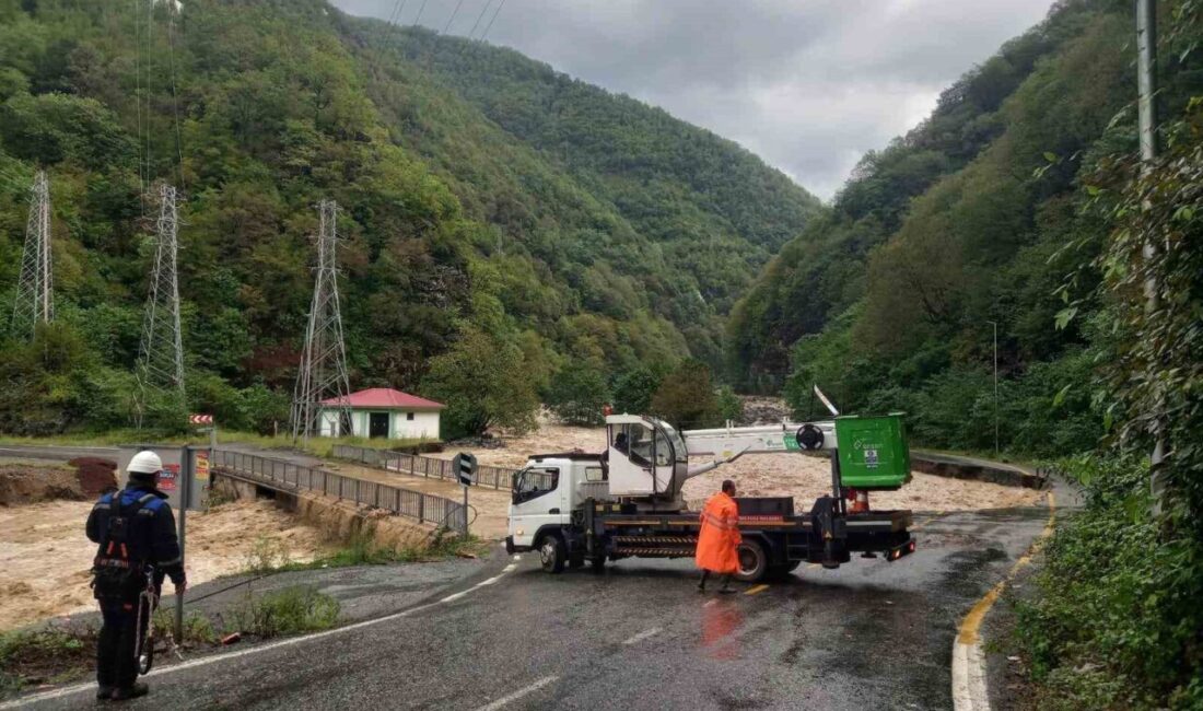 Son yılların en kuvvetli yağışlarına sahne olan, 24 saatte metrekareye