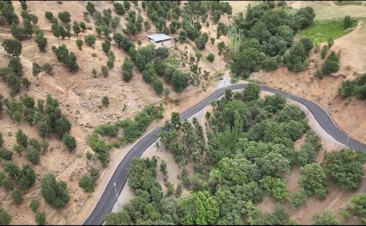 Hakkari’nin Şemdinli ilçesine bağlı Tütünlü köyü Güleç mezrasında başlatılan asfalt