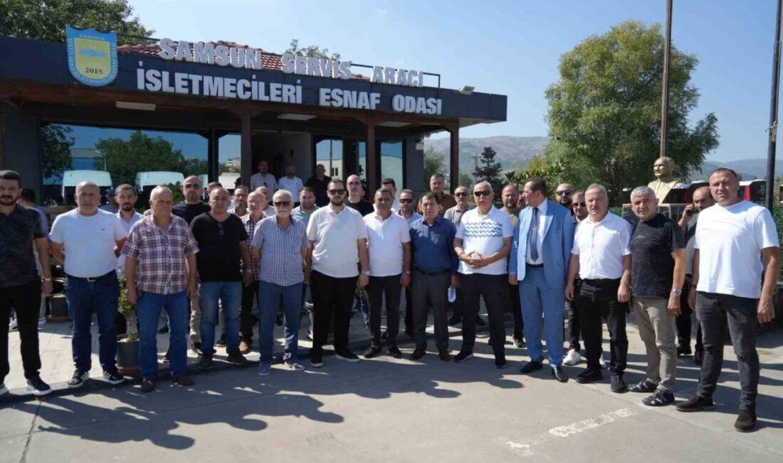 Samsun’da toplanan öğrenci servisi esnafı yaptıkları basın açıklaması ile halen