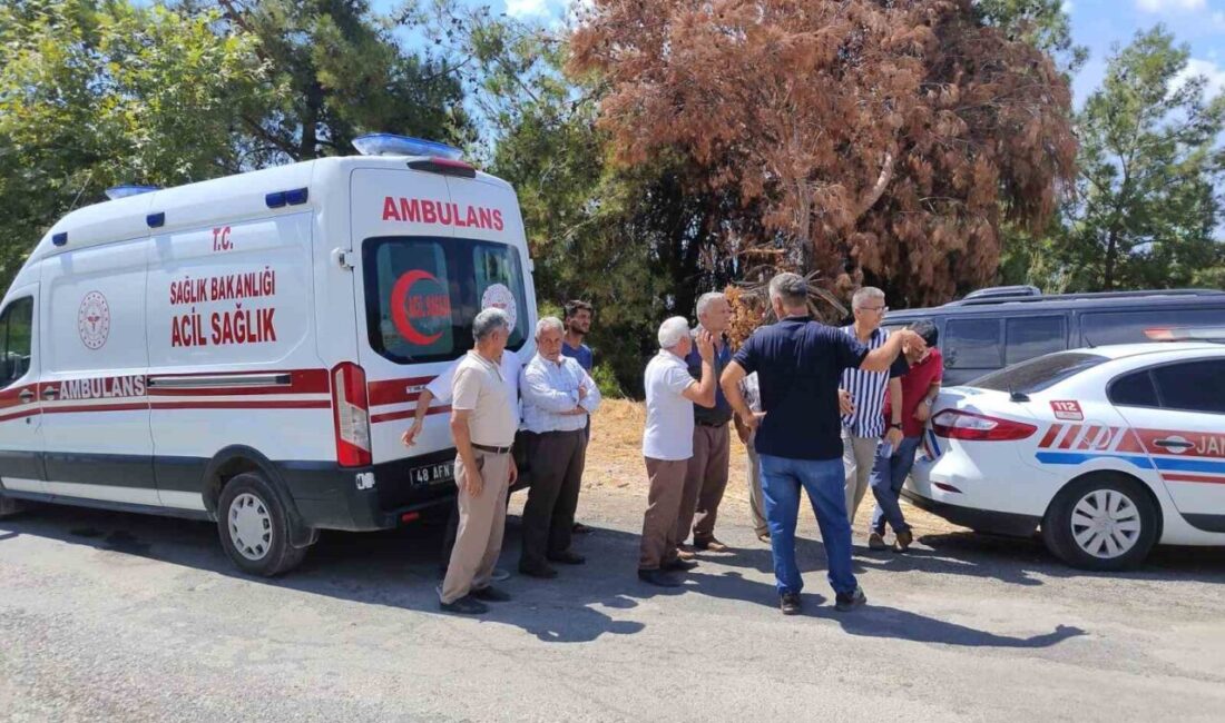 Muğla’nın Seydikemer ilçesinde akrabalarının düğün yemeğine gitmek için yola çıkan