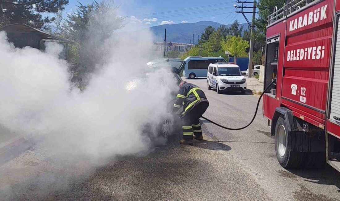 Karabük’te seyir halindeki otomobil alevlere teslim oldu. Yangında otomobilde maddi