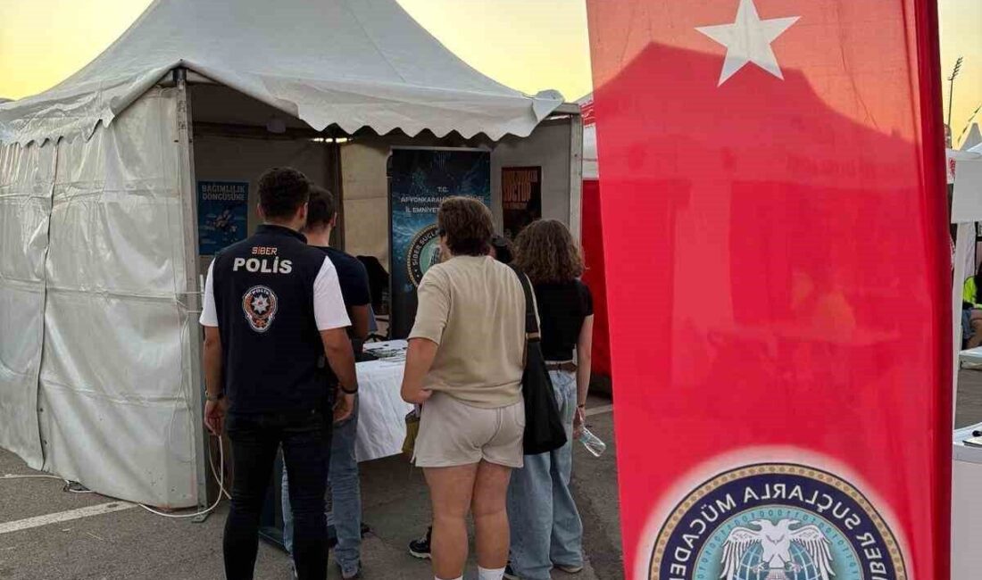 Afyonkarahisar’da ‘Siberay’ programı çerçevesinde yaklaşık 90 bin kişiye bilgilendirme yapıldı.