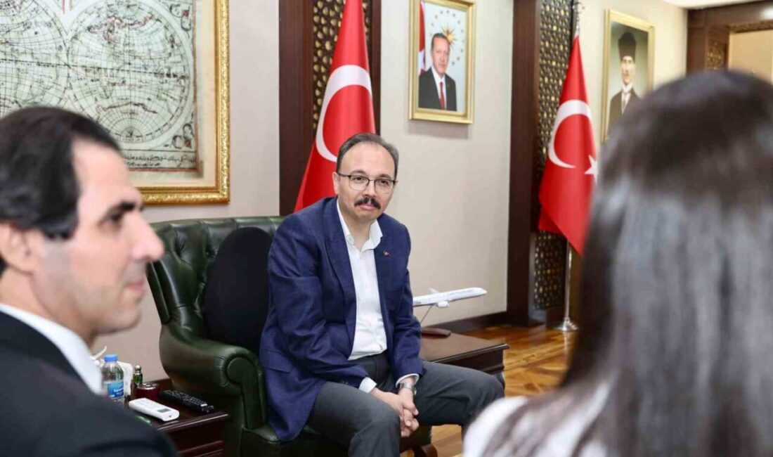 Siirt Valisi Kemal Kızılkaya, TEKNOFEST’te Türkiye 4.’sü Olan Siirt Marifet