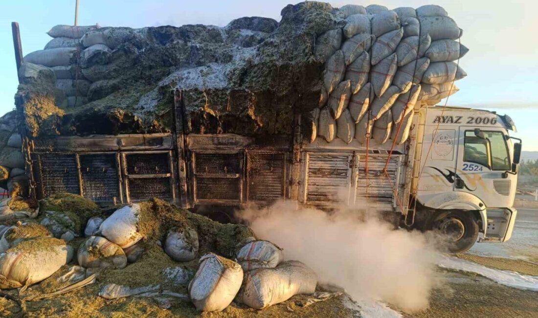 Siirt’te saman yüklü bir kamyonda çıkan yangın, itfaiye ekiplerinin müdahalesiyle