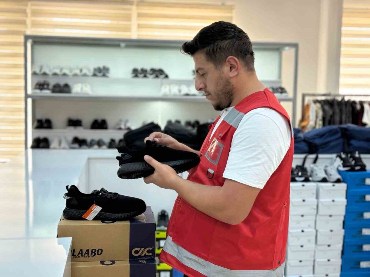 Sincan Belediyesi, yeni eğitim-öğretim yılında sosyal destek kartıyla 8 bin