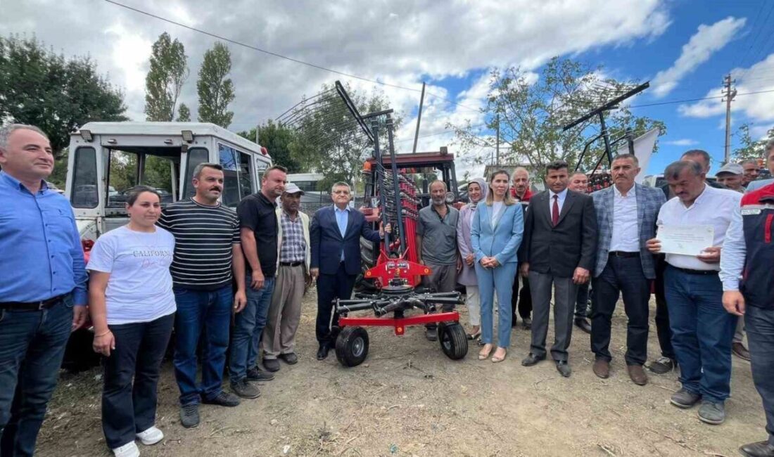 Sinop’ta “Kırsal Dezavantajlı Alanlar Kalkınma Projesi” kapsamında çiftçilere makine ekipman