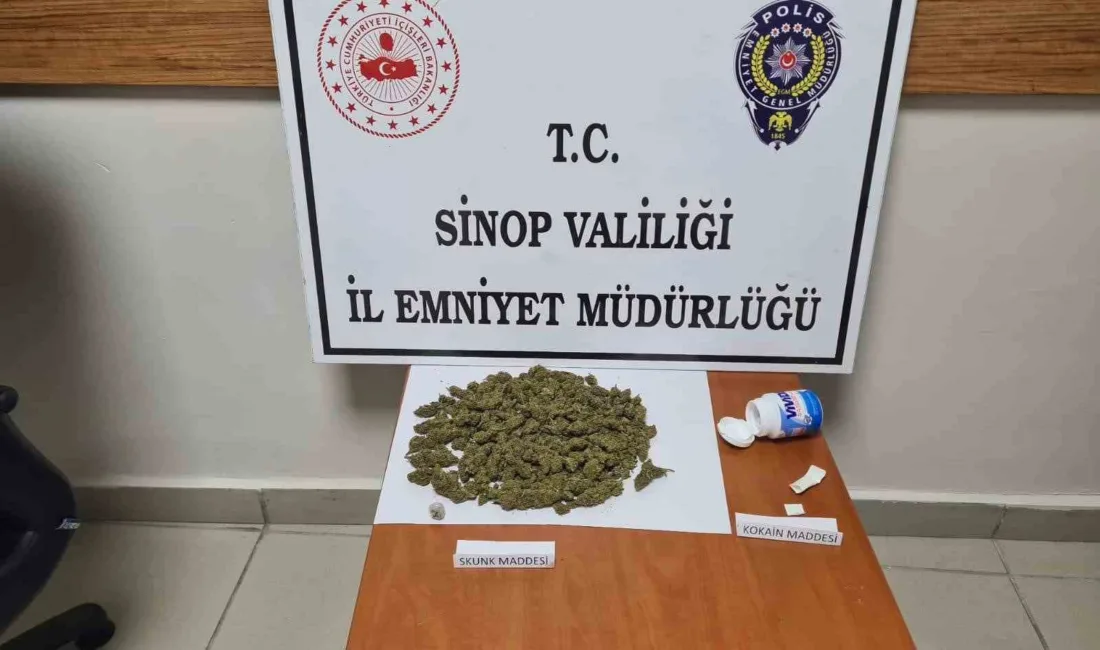 SİNOP (İHA) – Sinop’ta polis ekipleri bir araçta yaptıkları aramada