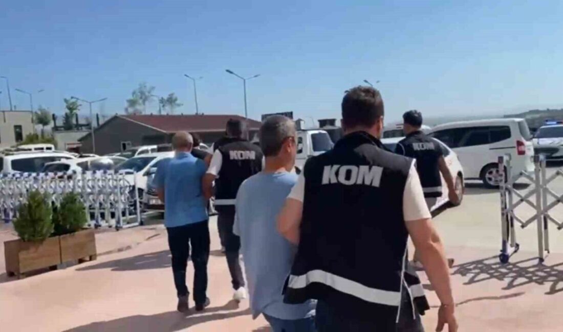 Türkiye genelinde sahte belgelerle şirketlere ait gayrimenkulleri ele geçirerek satışını