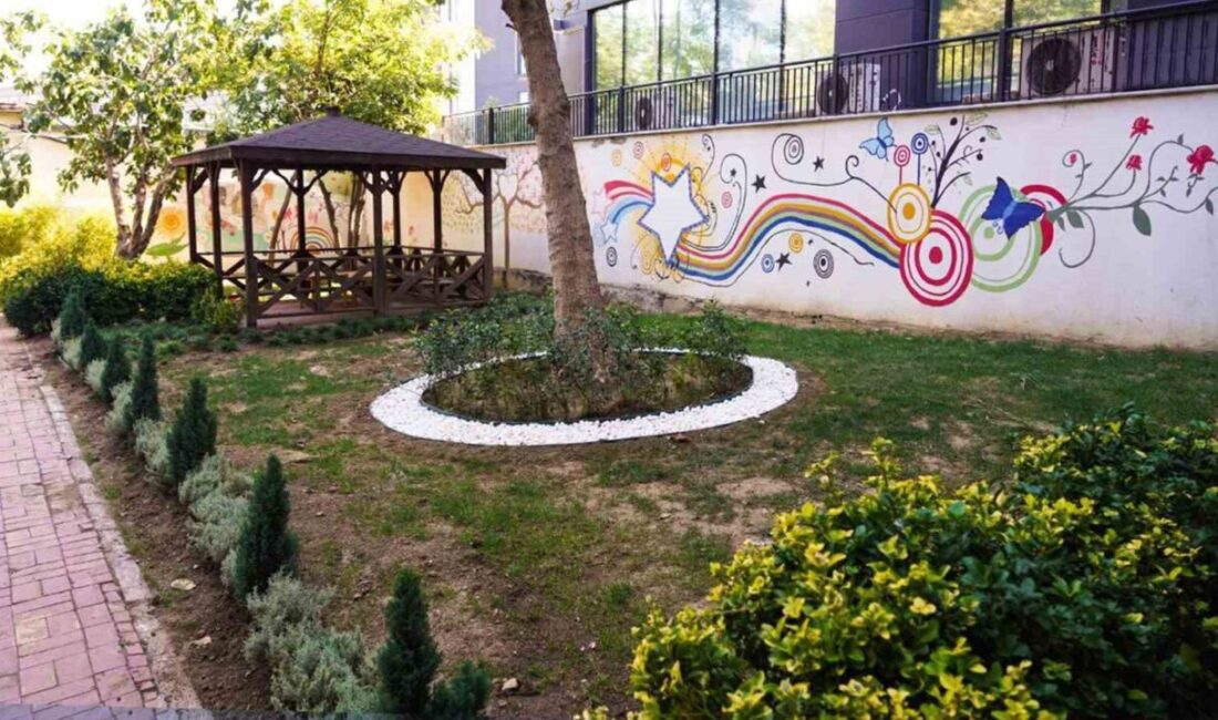 Şişli Belediyesi’nin 9 kreşinde yeni dönem heyecanı yaşanıyor. Yeni kayıt