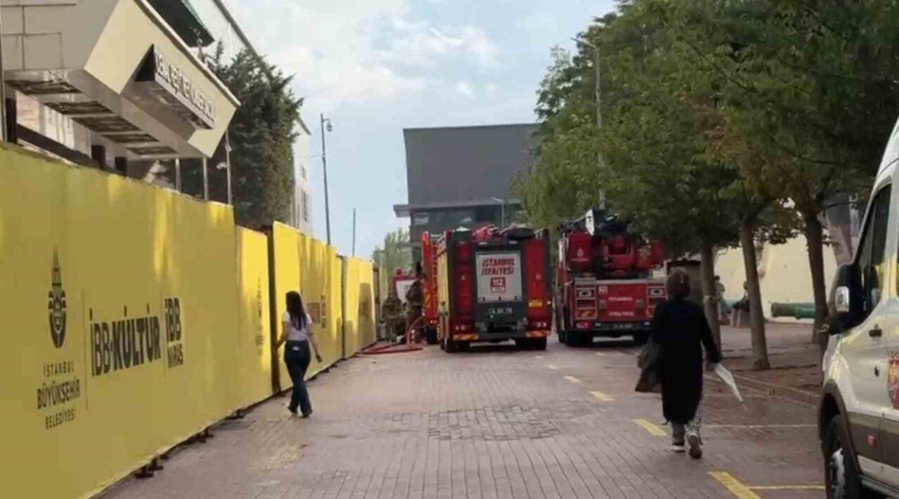 Şişli’de bulunan Cemal Reşit Rey Konser Salonu’nda kaynak makinesiyle çalışma