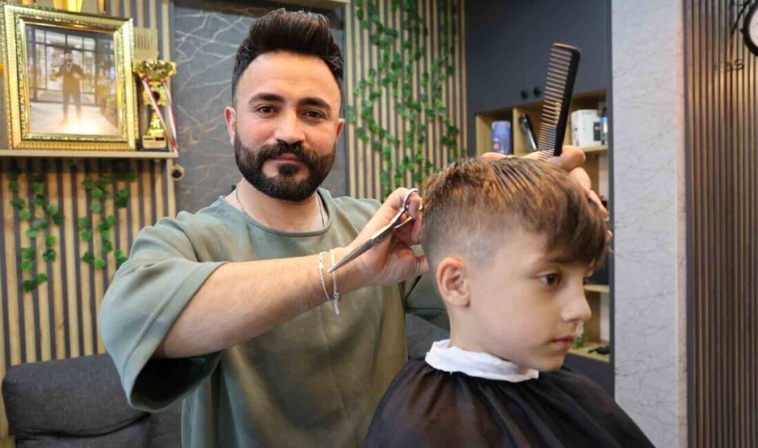 Sivas’ta kuaförlük yapan Samet Totaş, anlamlı bir sosyal sorumluluk projesine