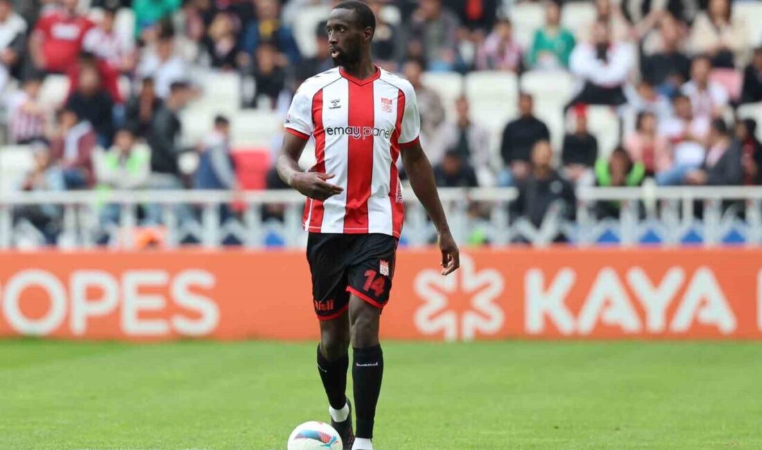 Sivasspor, takımdan ayrılan Fransız futbolcu Samba Camara’ya teşekkür etti. Kırmızı-beyazlı
