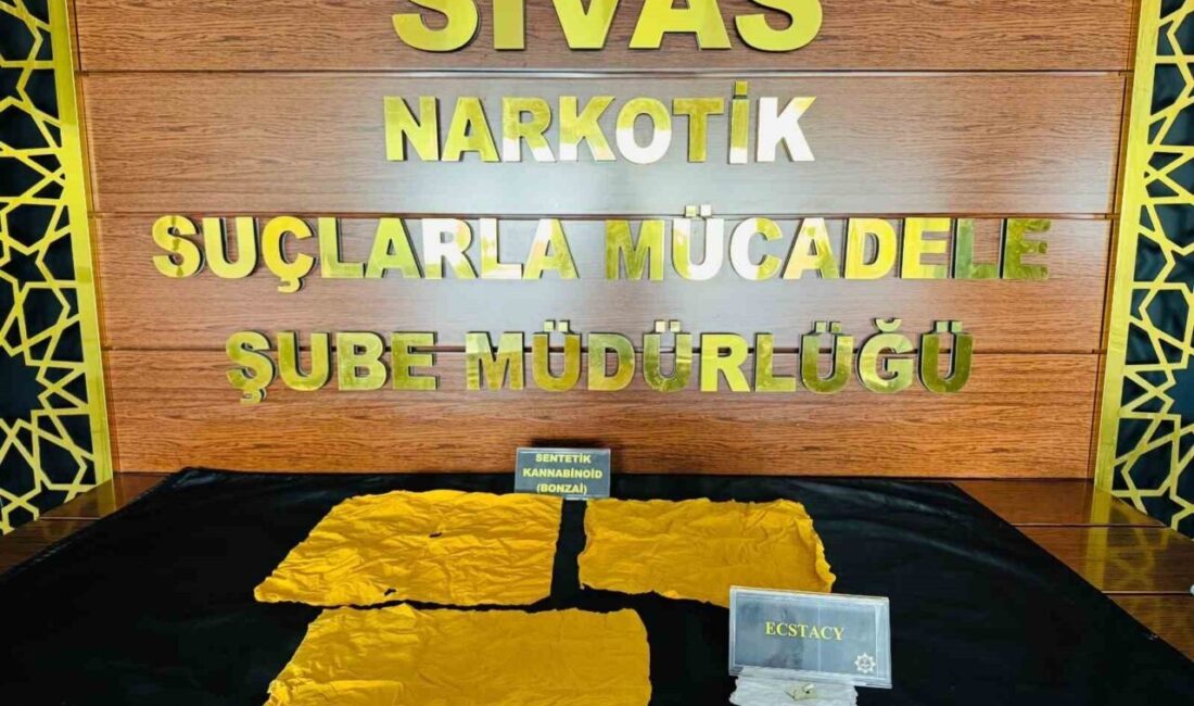 Sivas’ta düzenlenen operasyonda üzerlerinde uyuşturucuyla yakalanan 3 şüpheli tutuklanarak cezaevine