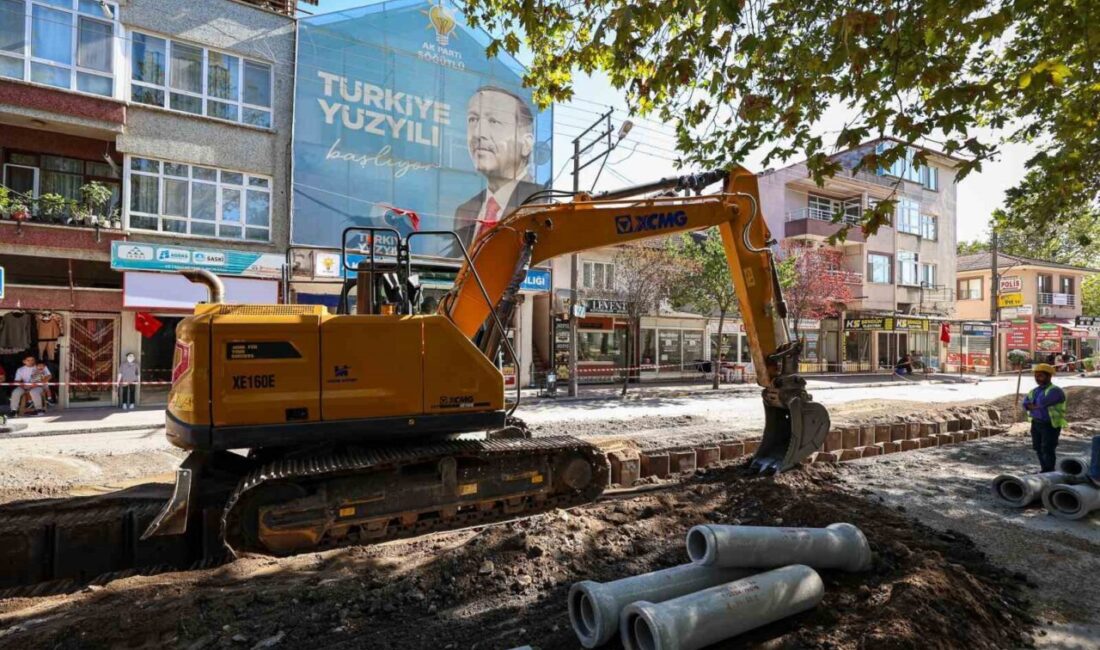 Söğütlü’nün 25 kilometrelik dev altyapı yatırımında çalışmalar hız kazandı. Yüzde