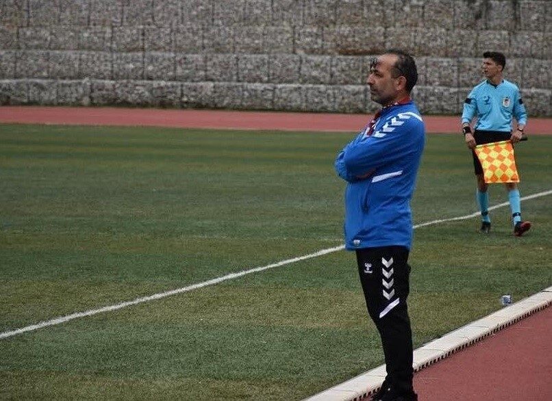 Söğütspor başarılı teknik adam İsmail Kamalı ile yollarını ayırdı. 2024-2025