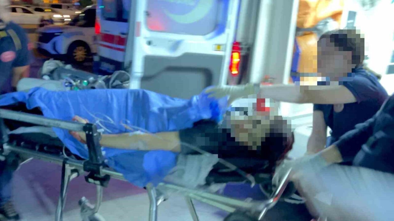 Kayseri’nin Kocasinan ilçesinde, sokak ortasında bıçaklanarak ağır yaralanan yabancı uyruklu