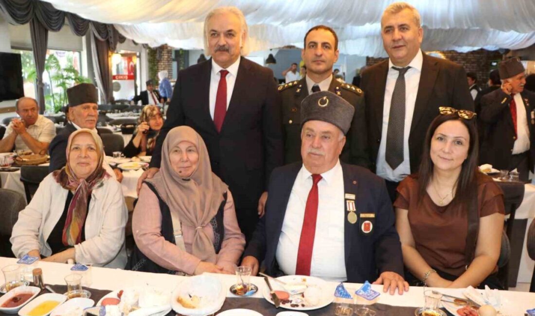 Söke Belediyesi tarafından 19 Eylül Gaziler Günü programı kapsamında, şehit