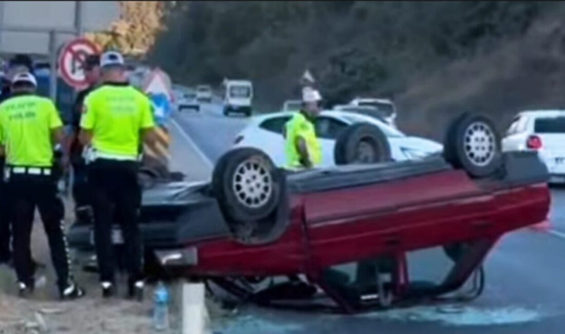 Aydın’ın Söke ilçesinde meydana gelen trafik kazasında iki kişi yaralandı.