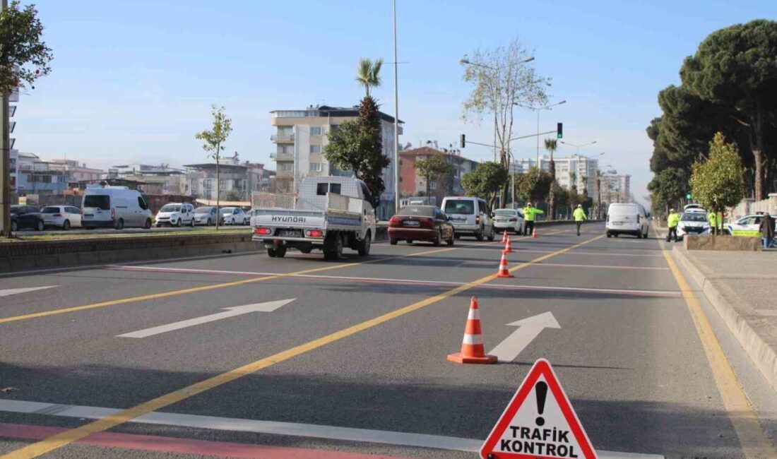 Aydın’da Ağustos ayında trafik kurallarına uymayan 30 bin 85 sürücü
