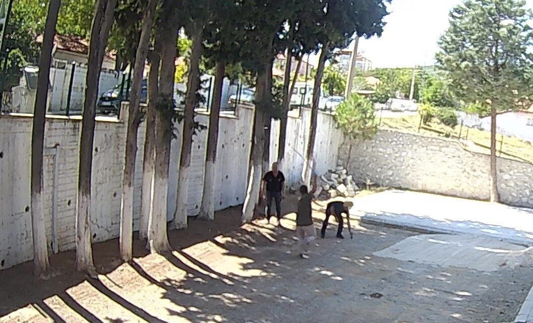 AK Parti Kale İlçe Başkanı Oğuzhan Sözkesen, CHP’li Belediye Başkanı