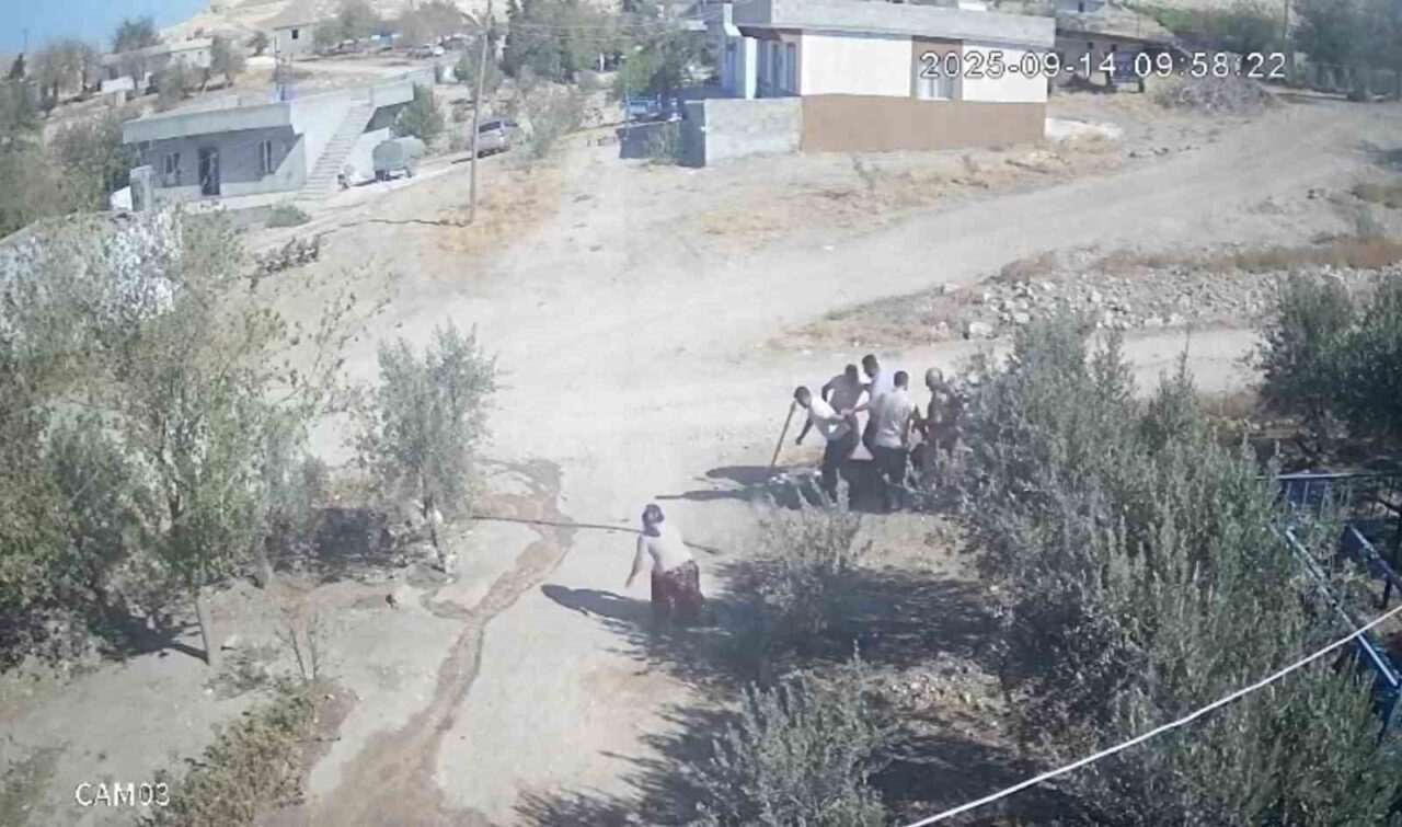 Şanlıurfa’nın Birecik ilçesinde su kuyusu nedeniyle yaşanan olayda kafasına taş