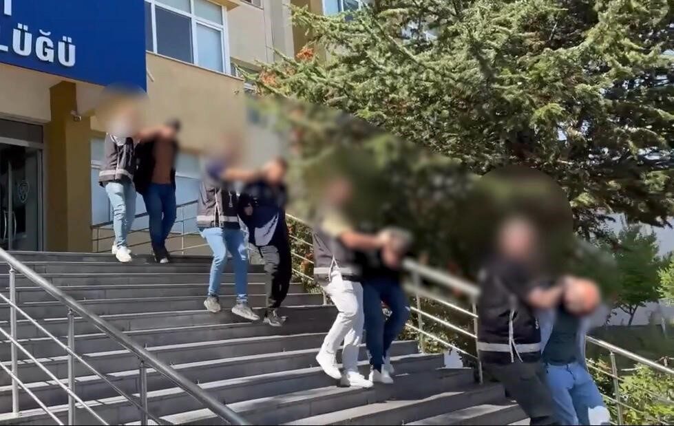 Kayseri’de çok sayıda olaya karıştıkları belirlenen 4 şahıs, polis ekipleri