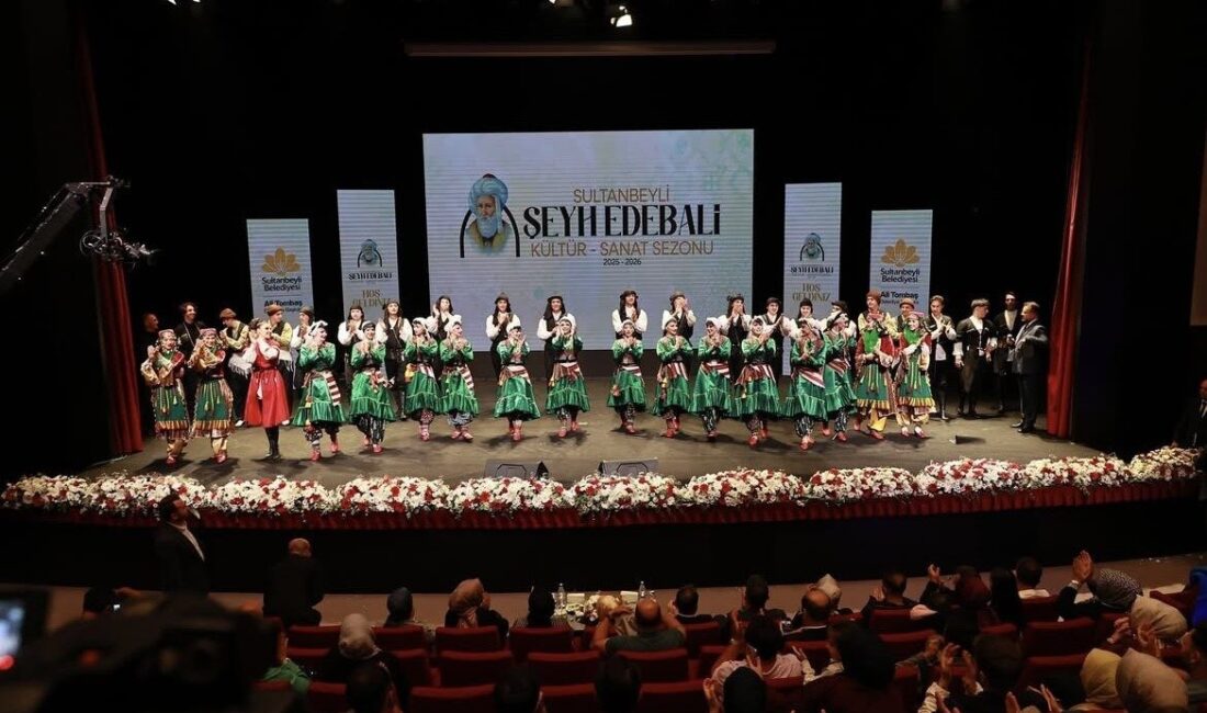 Sultanbeyli’de 2025-2026 Şeyh Edebali Sanat Sezonu’nun açılış töreni 7’den 70’e