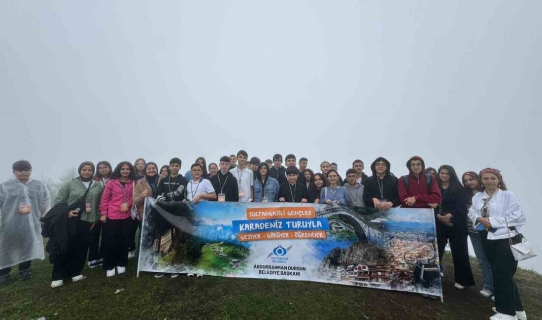 Sultangazi Belediyesi, ilçedeki ortaöğretim son sınıfların okul birincilerini Karadeniz turunda