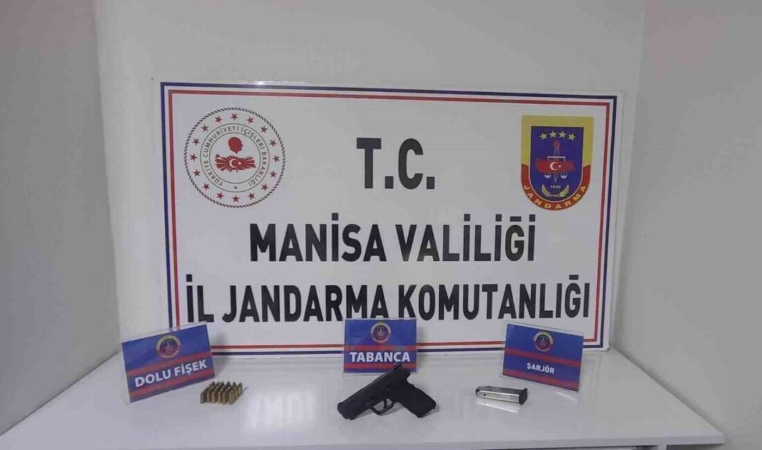 Manisa’nın Salihli ilçesinde jandarma ekiplerinin şüphe üzerine arama yaptığı şüpheliden,