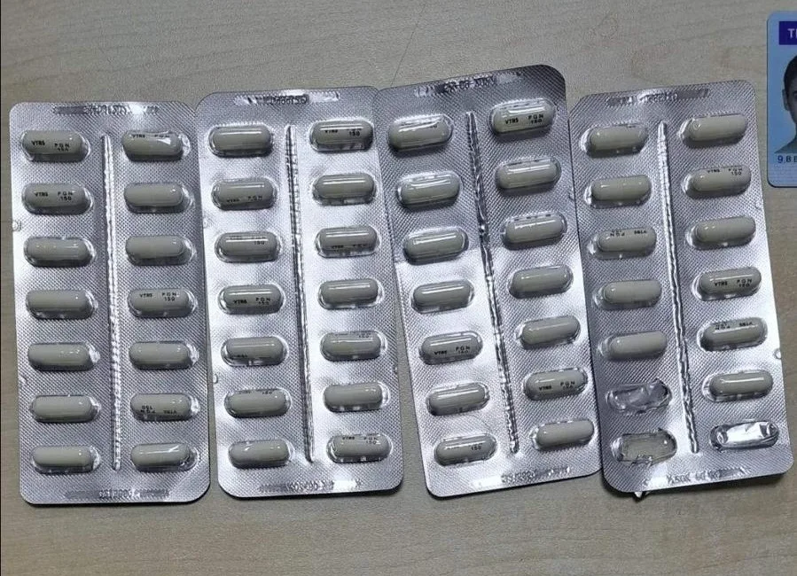 Manisa’nın Salihli ilçesinde polis ekiplerinin şüphe üzerine durdurup arama yaptığı