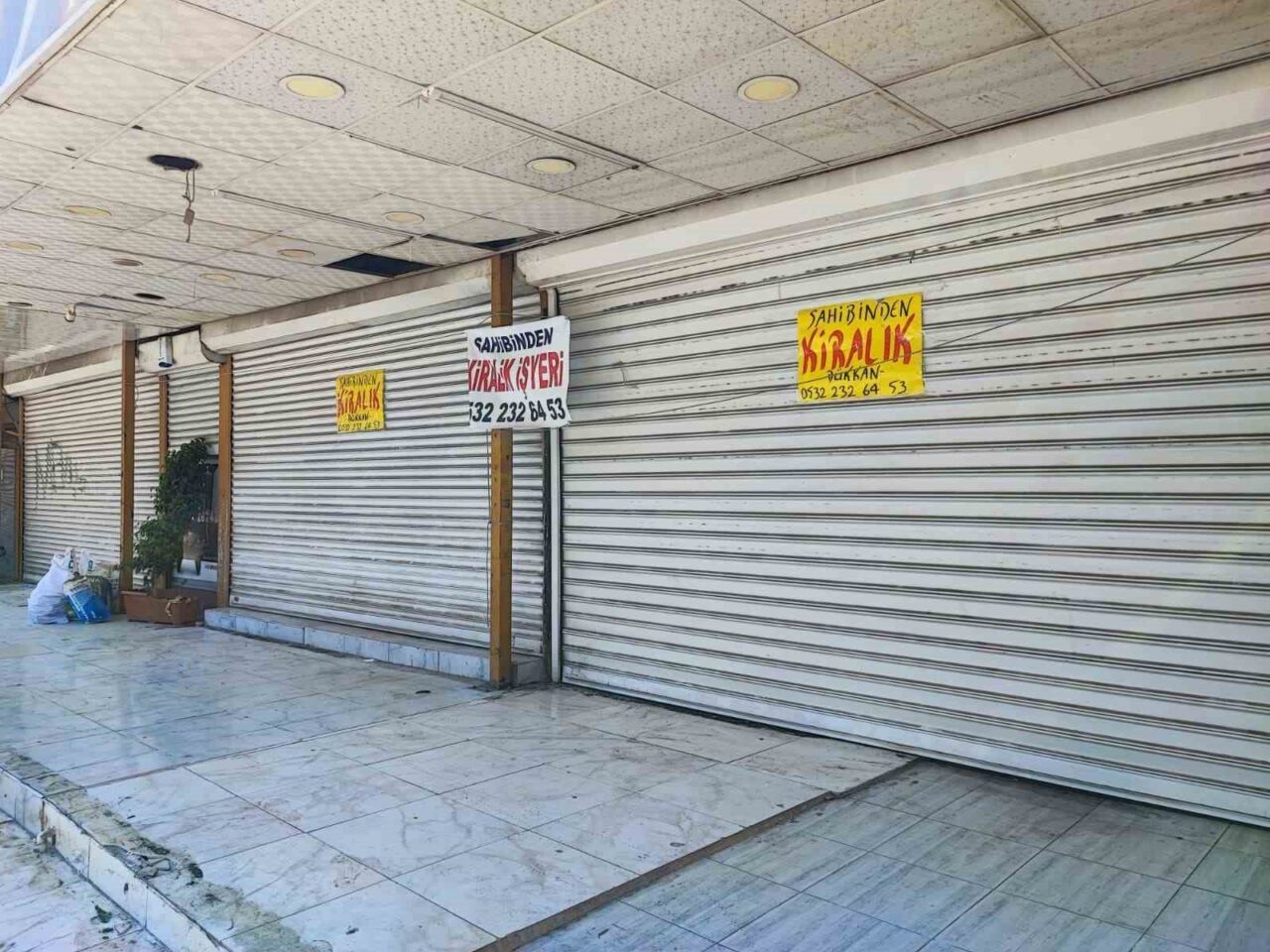 Esad rejiminin devrilmesinin ardından Adana’da yaşayan Suriyelilerin göçü devam ediyor.